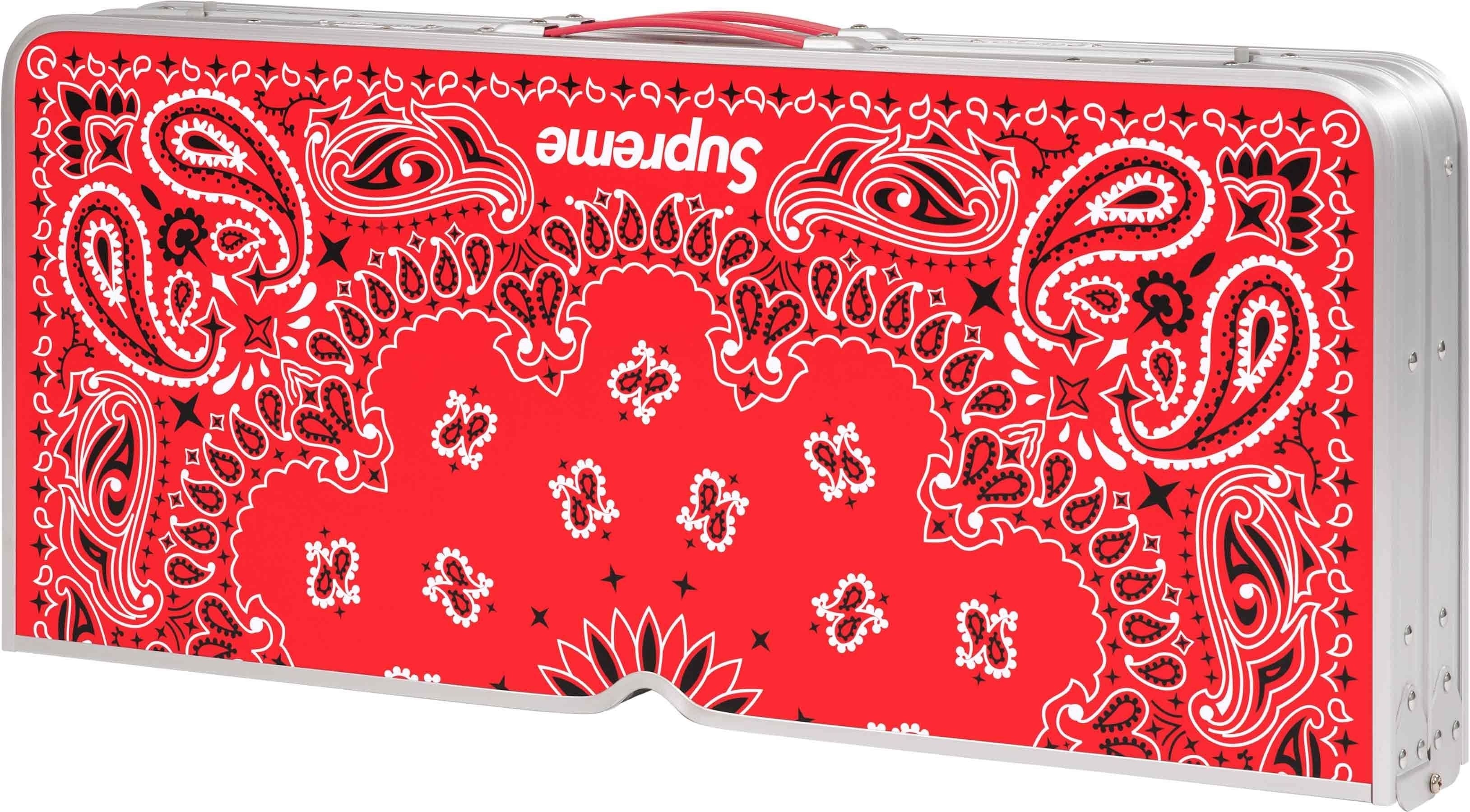 Supreme®/Coleman® Folding Table Set